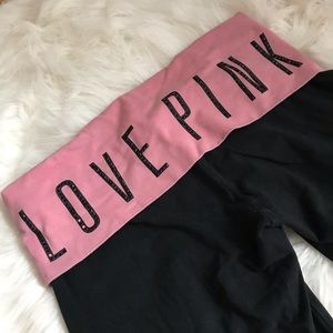LOVE PINK YOGA PANTS 💓